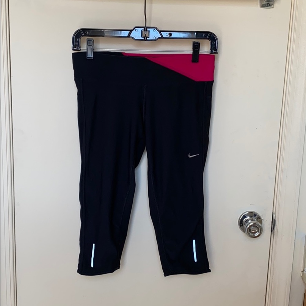 Nike Dri-Fit Capri in S
